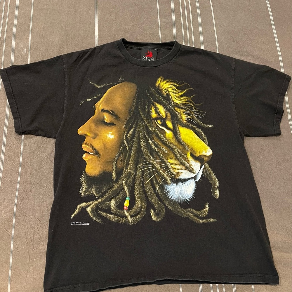 Zion Rootswear Black T-Shirt with Red Lion Graphic